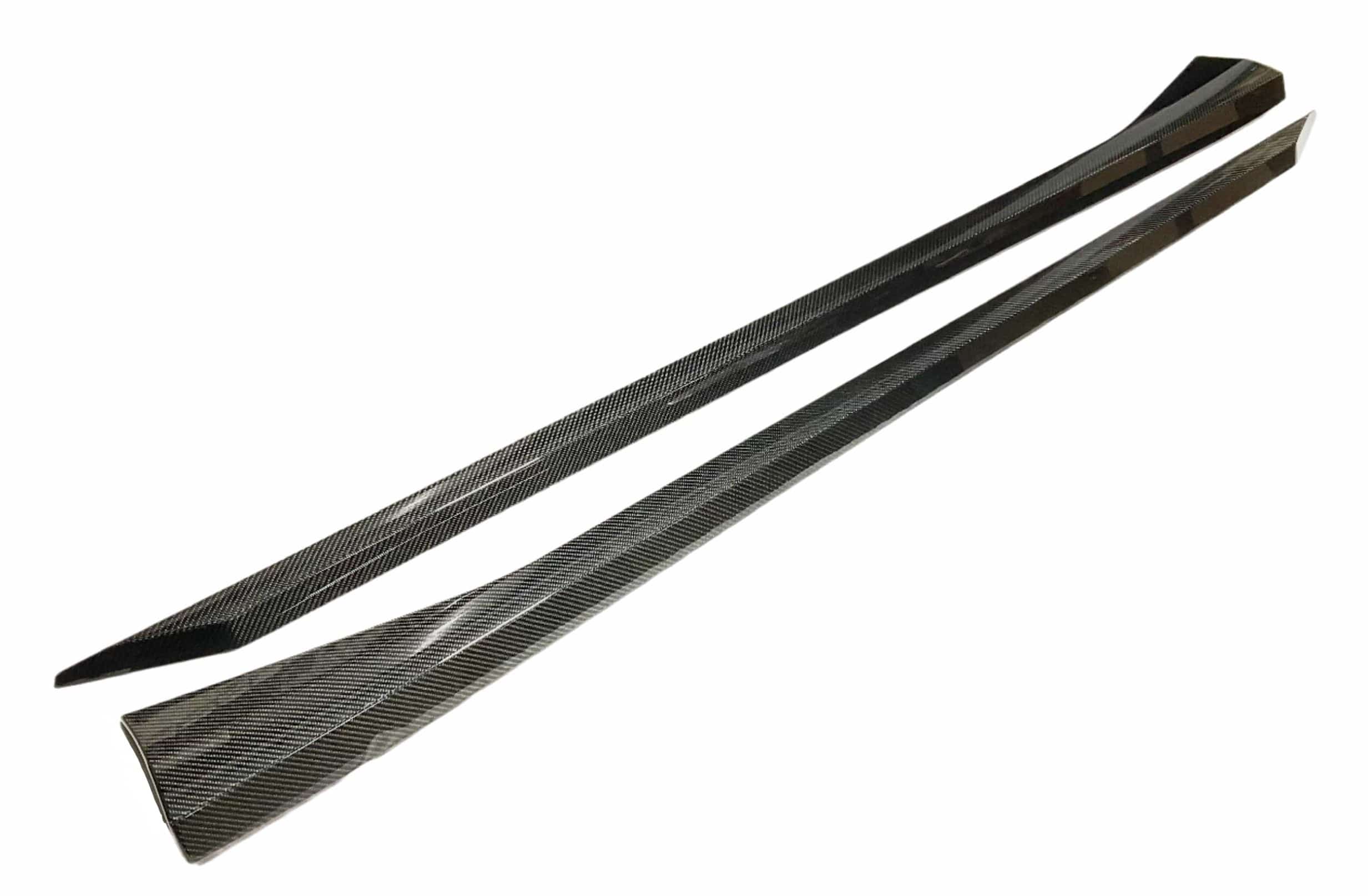 Kies Carbon Fiber Side Skirt Extensions for BMW G90 M5 Secondary image