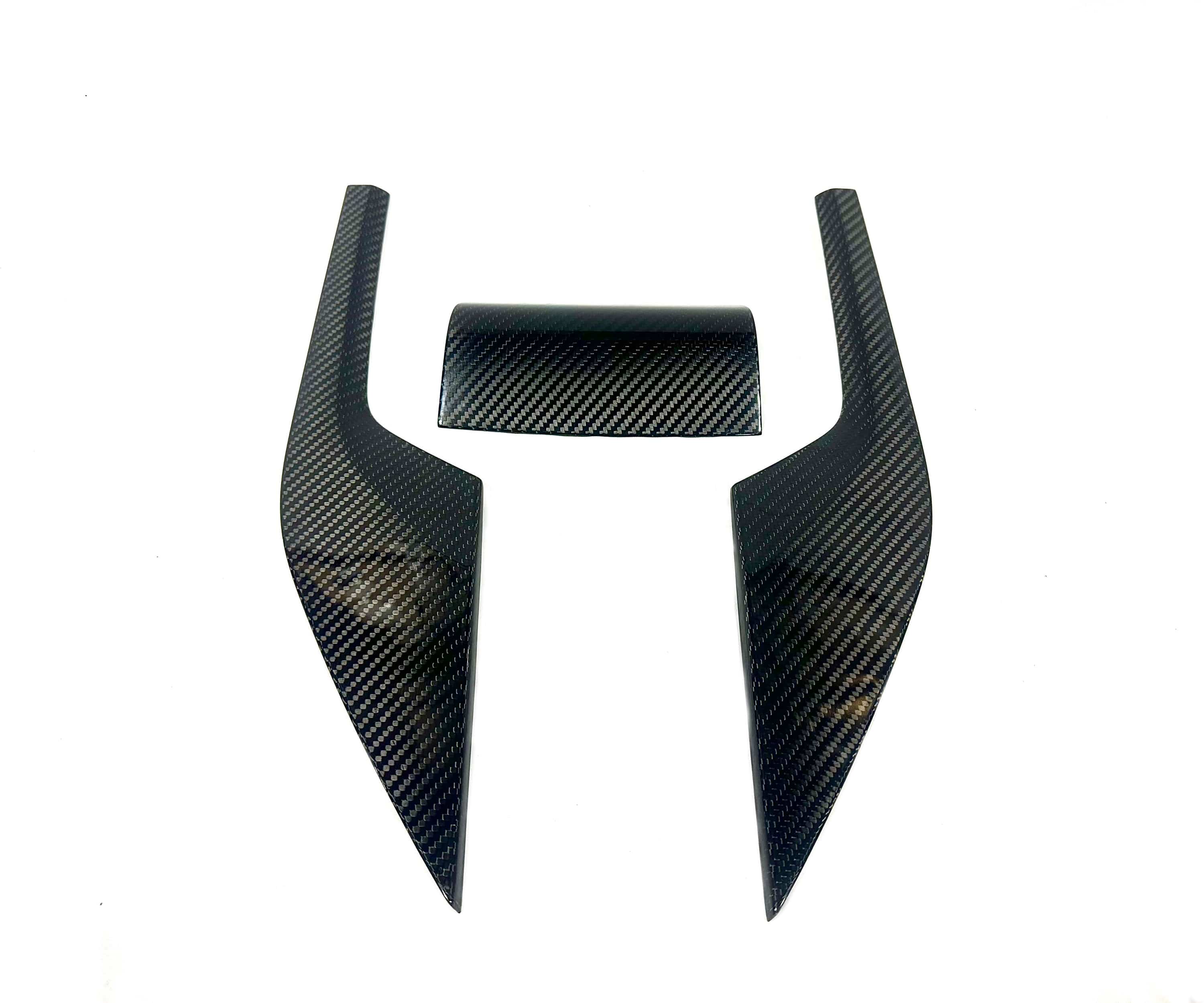 Kies Motorsports — Kies G30 dry carbon trim installed on BMW 5-Series dashboard showing full effect