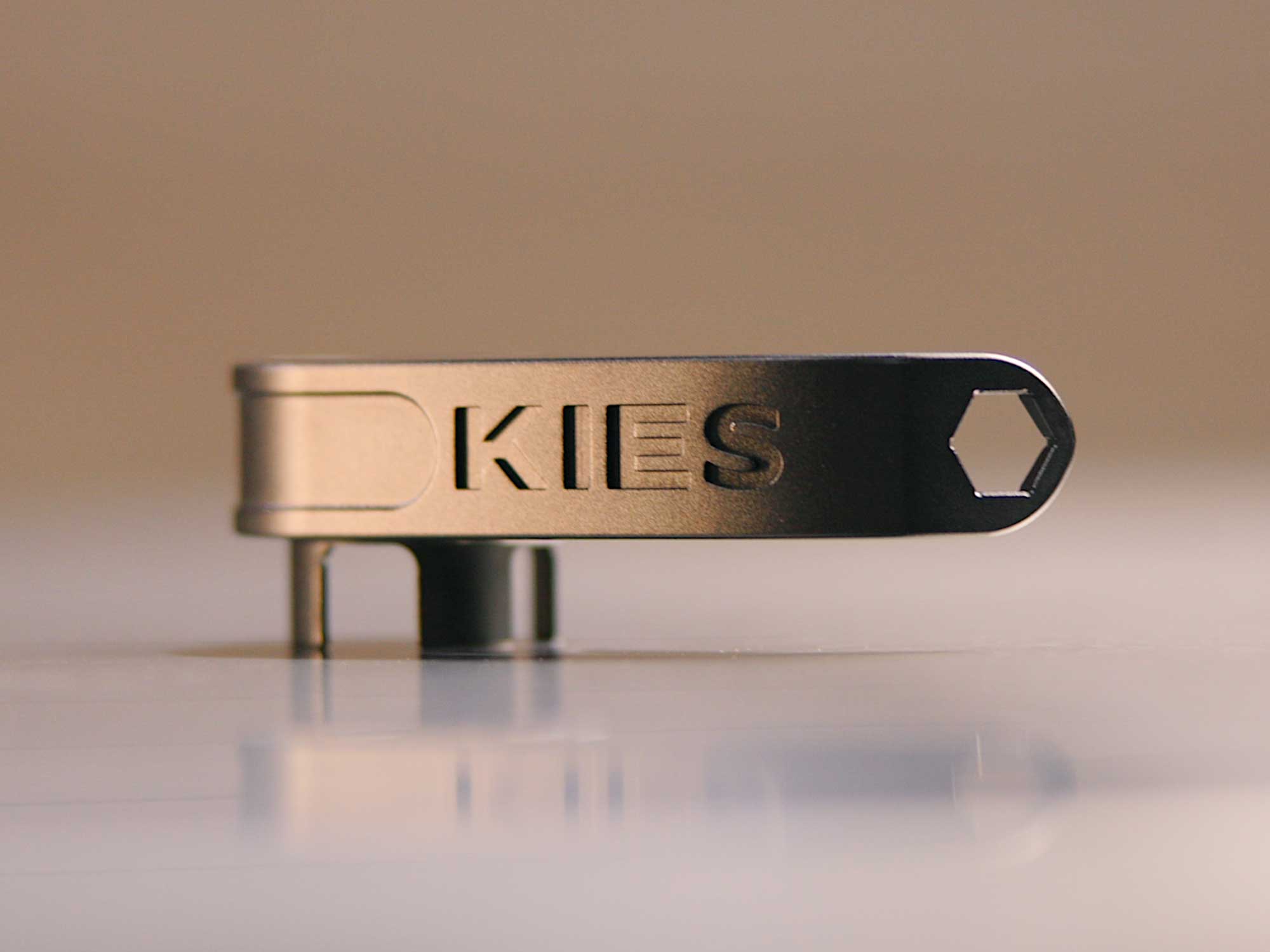 Kies Motorsports — additional view of KIES Quick Release Hood Latch in Stealth Black for G8x/G2x/G42/A90