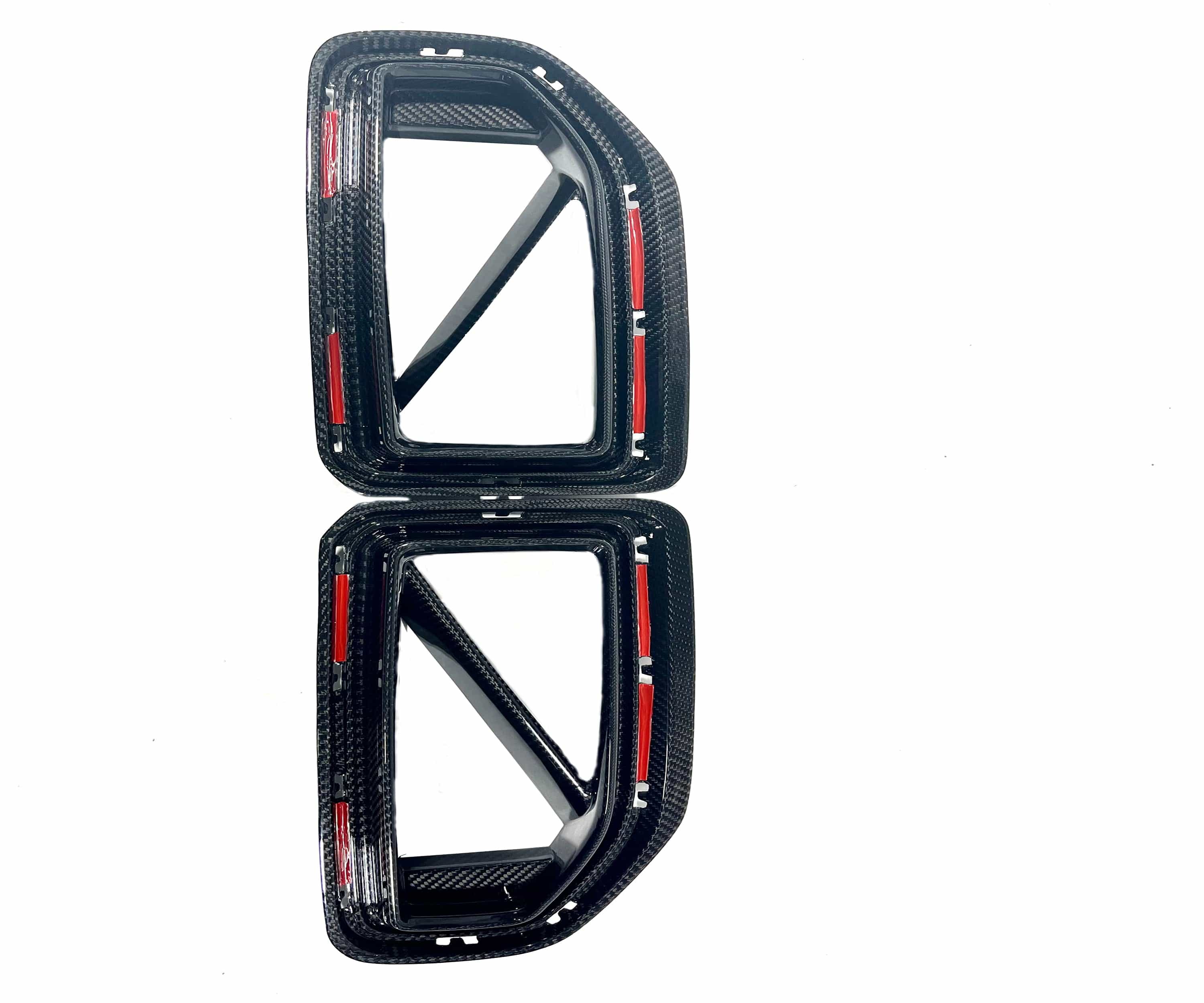 Kies G87 M2 Aggressive Style Dry Carbon Fiber Kidney Grille Secondary image