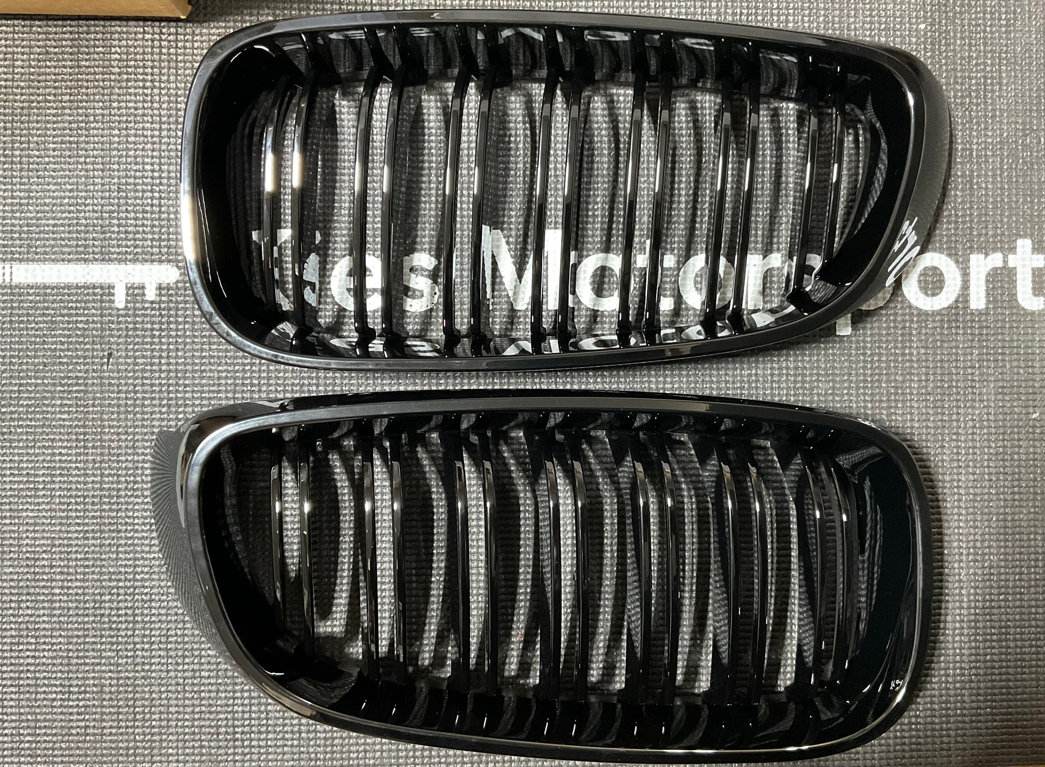 Kies-Motorsports Kies Motorsports OPEN BOX - BMW F34 3GT Gloss Black Kidney Grills (New) Main image