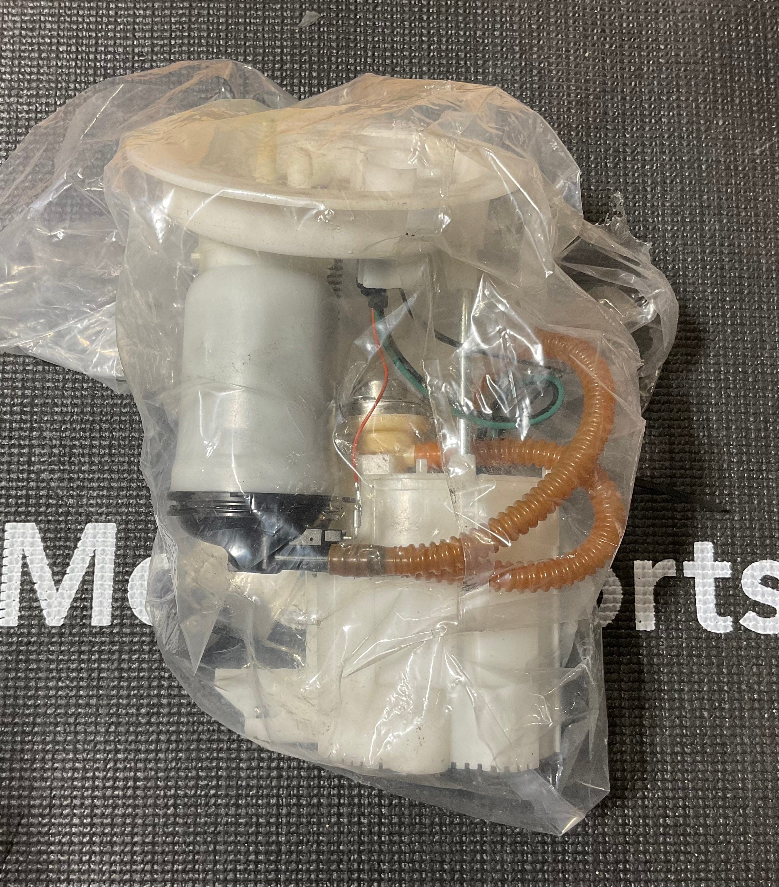 Kies-Motorsports Kies Motorsports OPEN BOX - Genuine OEM BMW 3 Series (N20 Engine) Fuel Pump Assembly (USED)