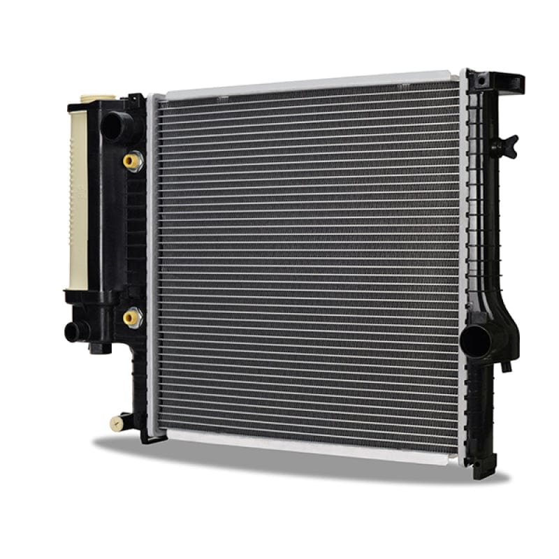 Mishimoto 91-99 BMW 318i/is/ti Automatic Radiator Replacement Secondary image