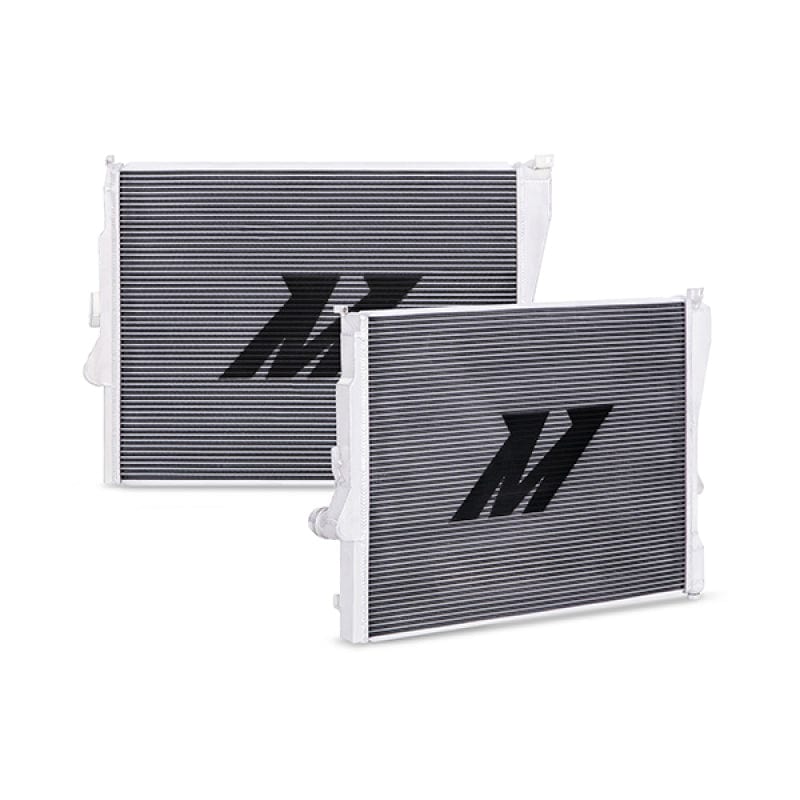 Kies-Motorsports Mishimoto Mishimoto 99-06 BMW 323i/323i/328i/330i w/ Auto Transmission Performance Aluminum Radiator Main image