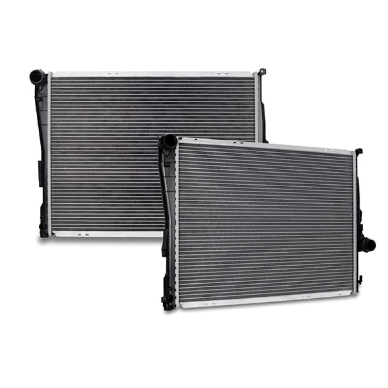 Kies-Motorsports Mishimoto Mishimoto BMW E46 3-Series Replacement Radiator 1999-2006 Main image