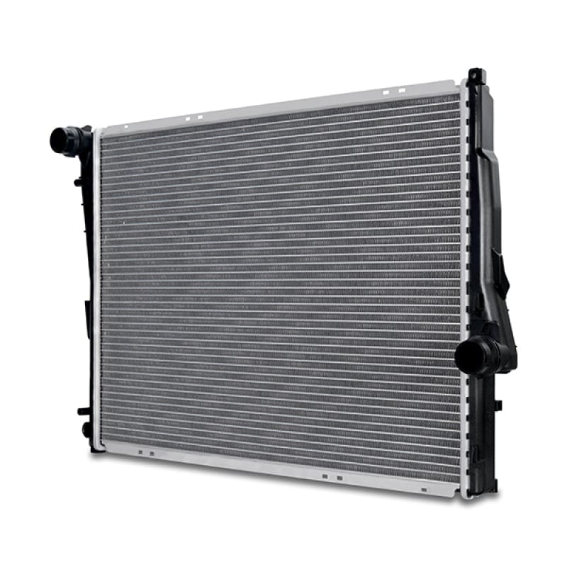 Mishimoto BMW E46 3-Series Replacement Radiator 1999-2006 Secondary image