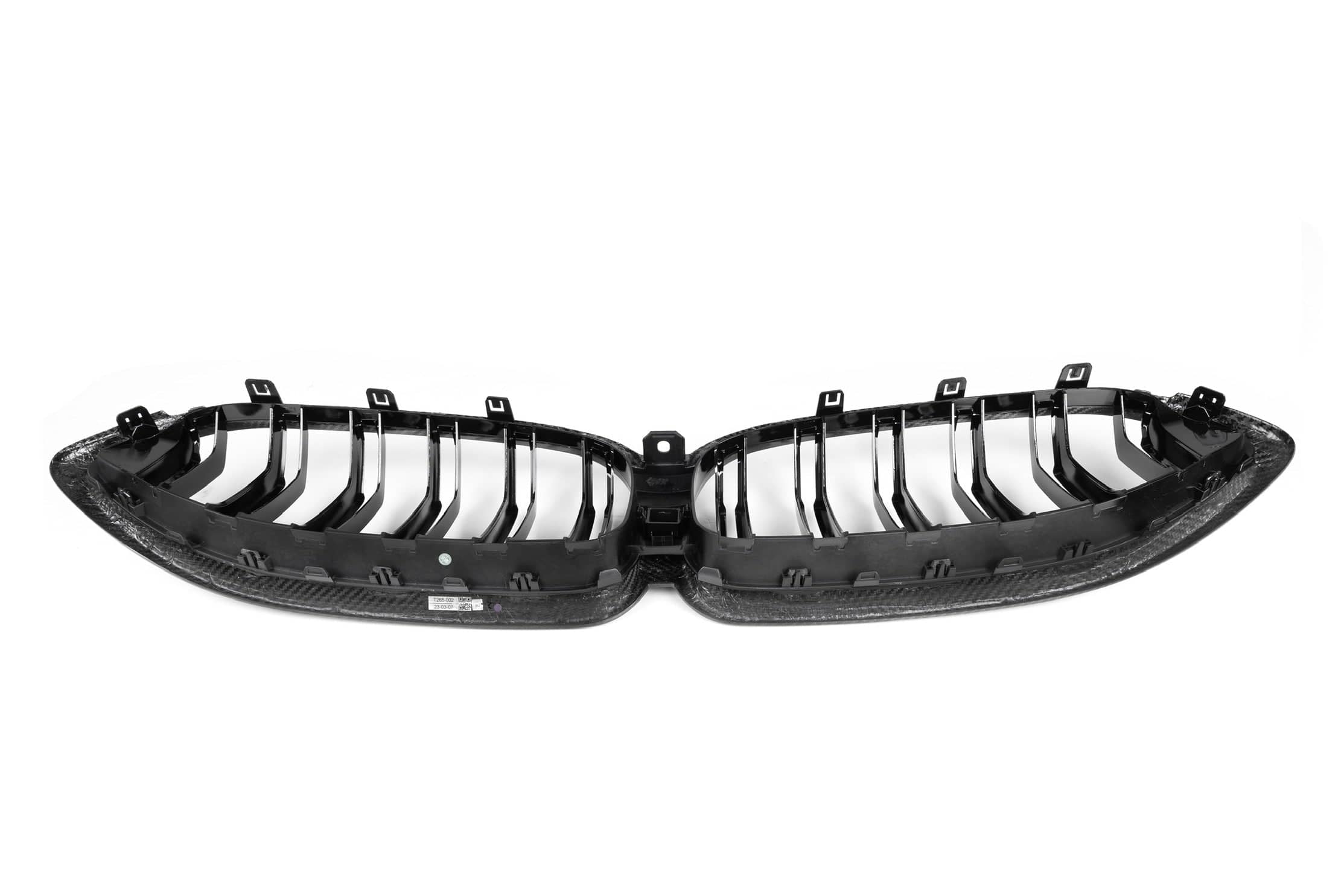 Kies-Motorsports NWCarbon Haus 8 Series G14 Double Slat Dry Carbon Grill