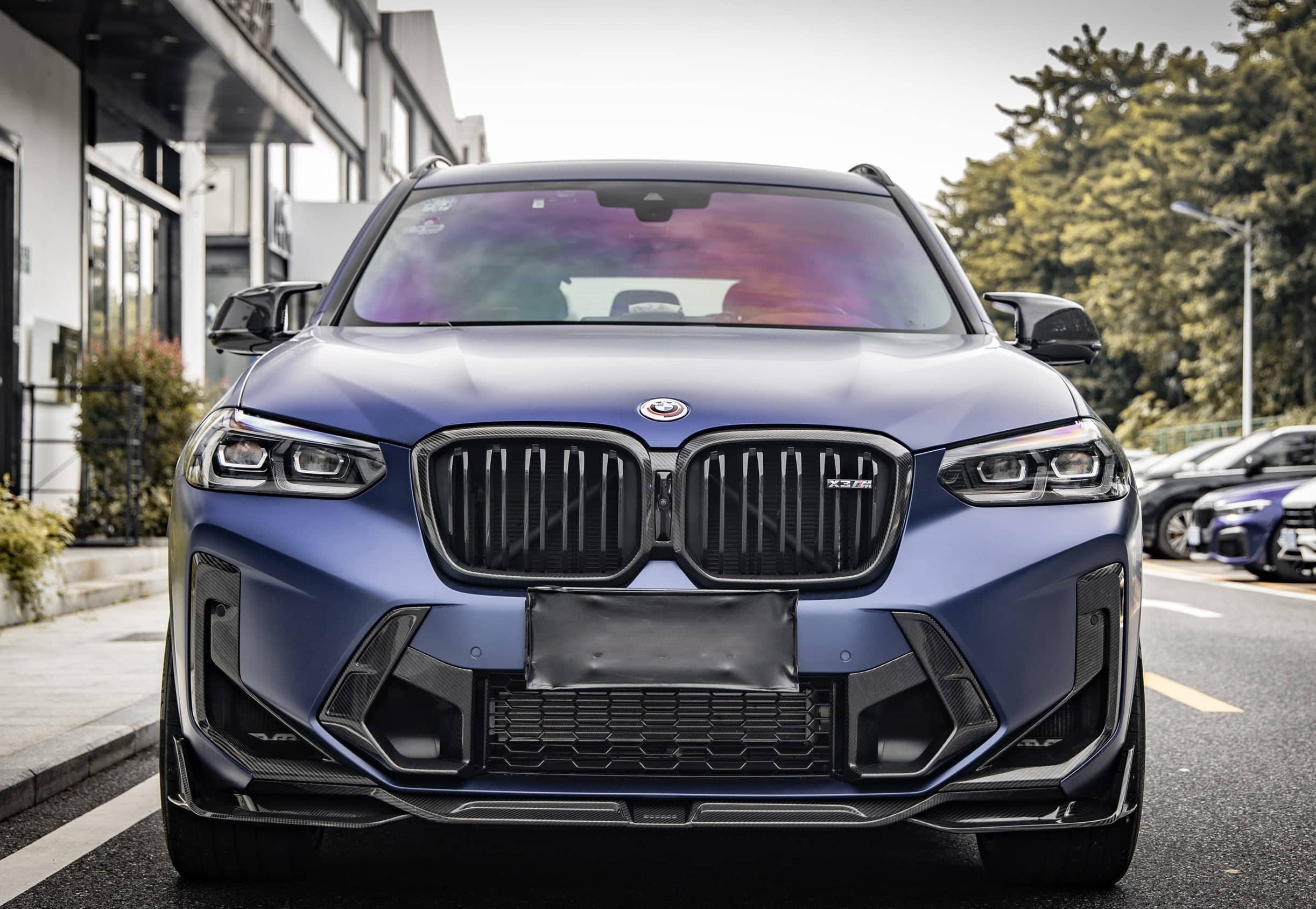 F97/F98 X3M, X4M SQ Style Dry Carbon Front Side Vents Secondary image