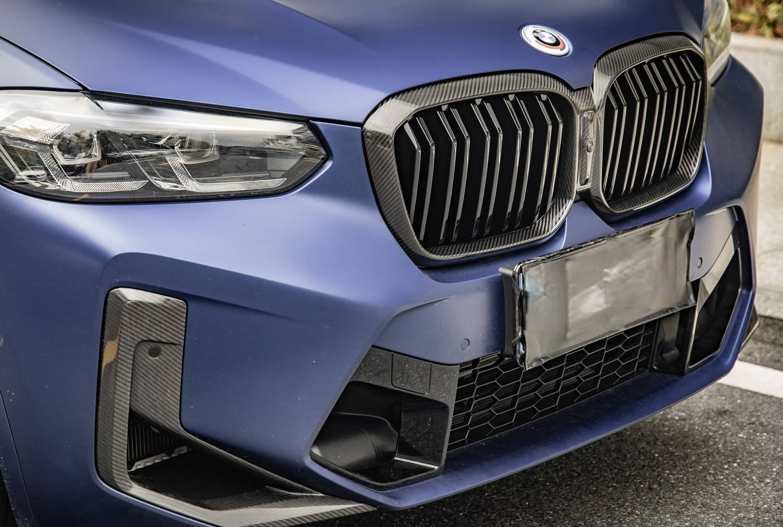 Kies-Motorsports NWCarbon Haus F97 X3M/X4M OEM Style Dry Carbon Fiber Front Side Vent