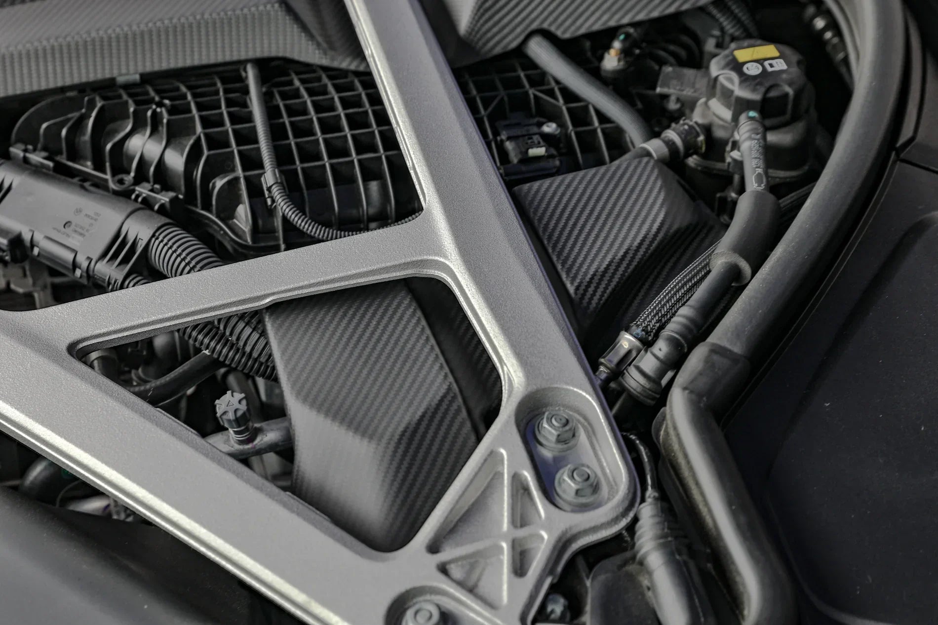 Kies-Motorsports NWCarbon Haus G8X Dry Carbon DME/ECU Replacement Cover