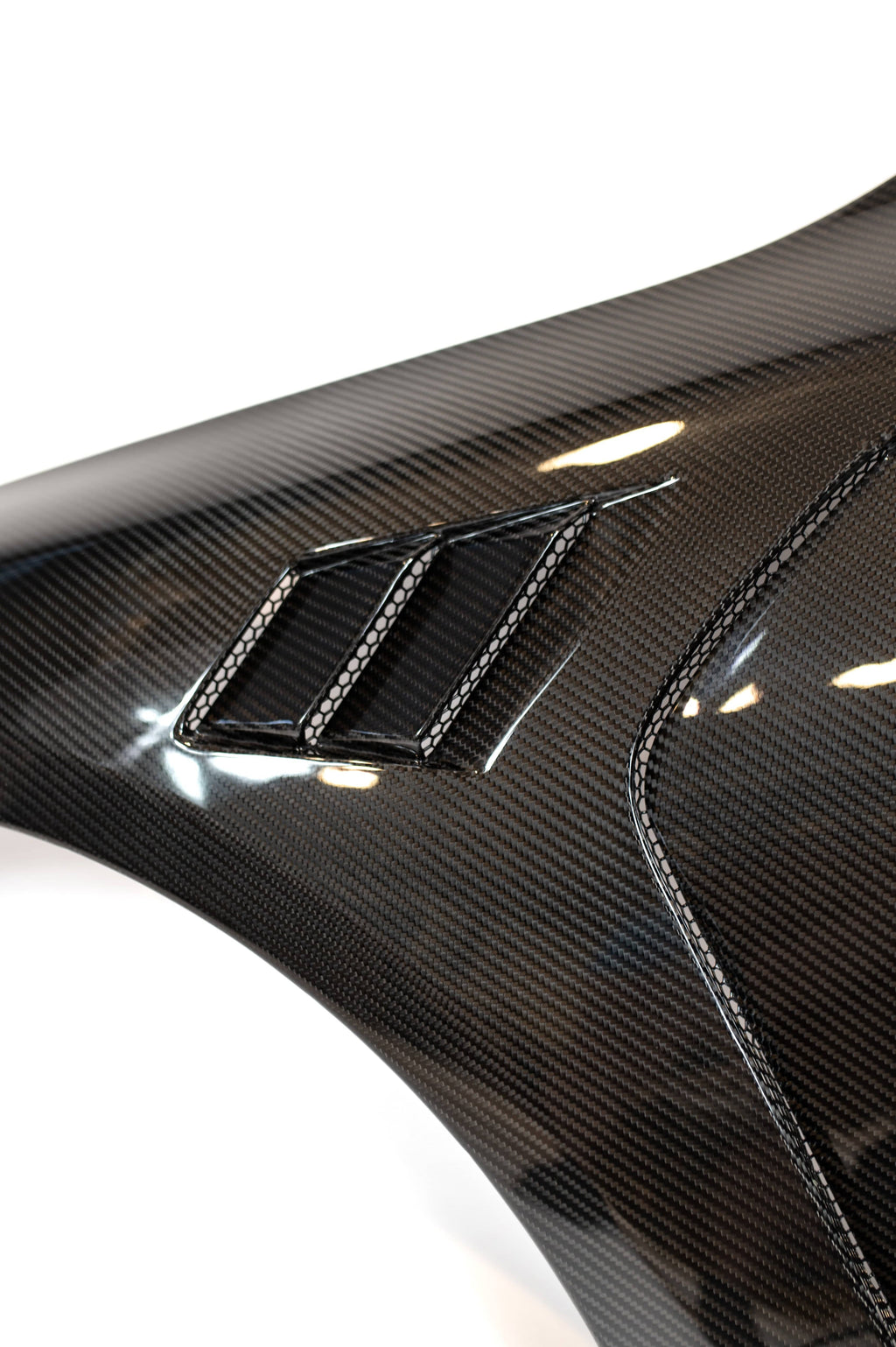 Kies-Motorsports NWCarbon Haus G8X Dry Carbon Fiber V2 Fenders