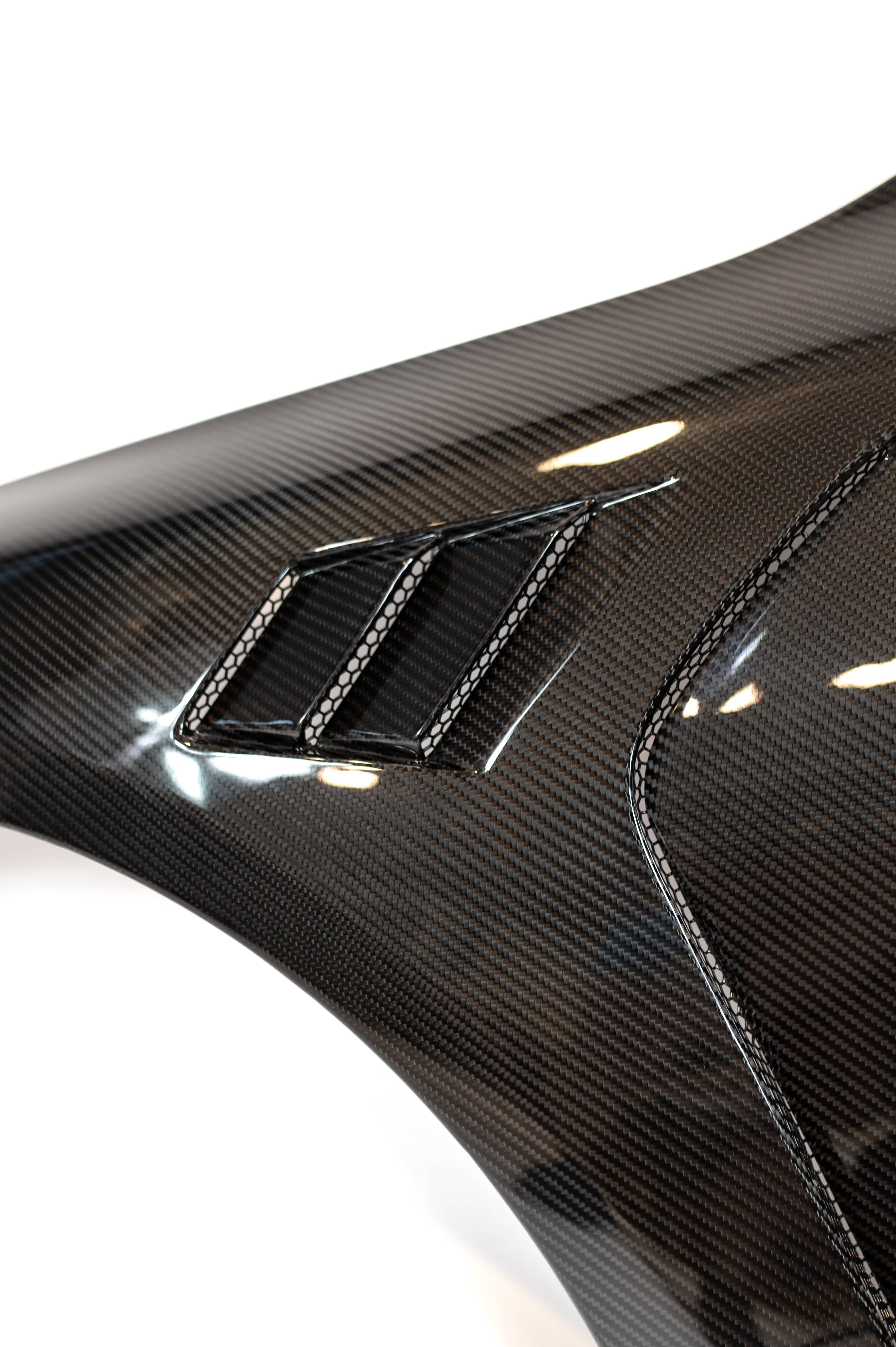 Kies-Motorsports NWCarbon Haus G8X Dry Carbon Fiber V2 Fenders