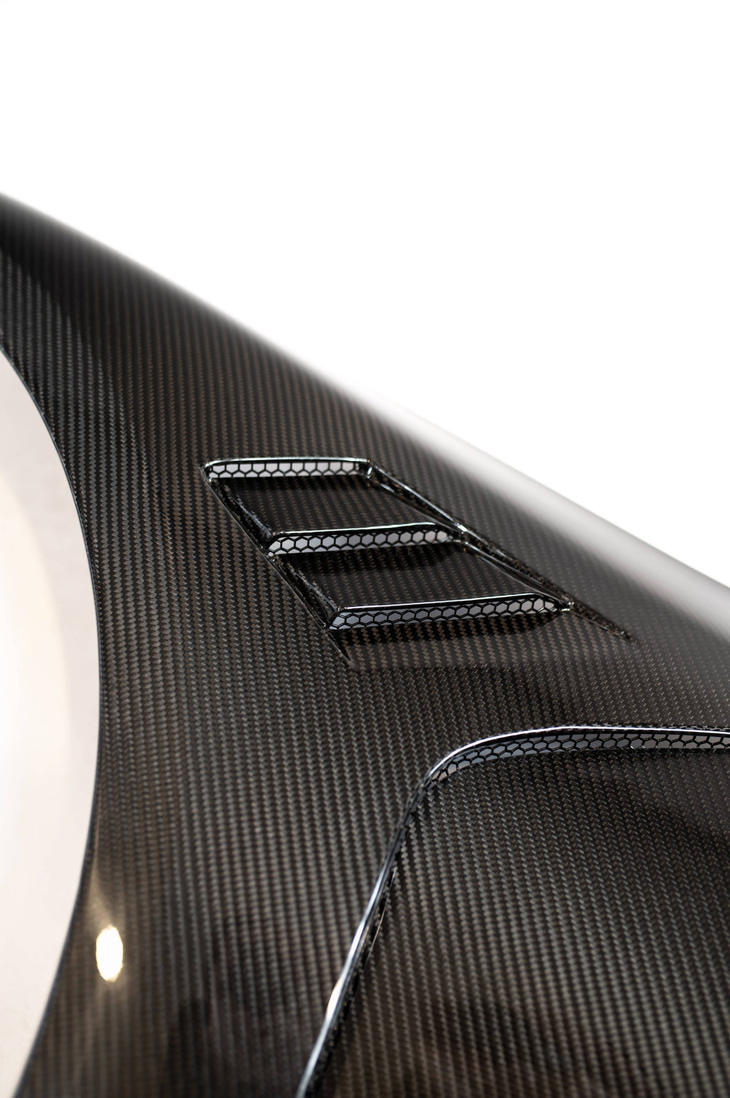 Kies-Motorsports NWCarbon Haus G8X Dry Carbon Fiber V2 Fenders
