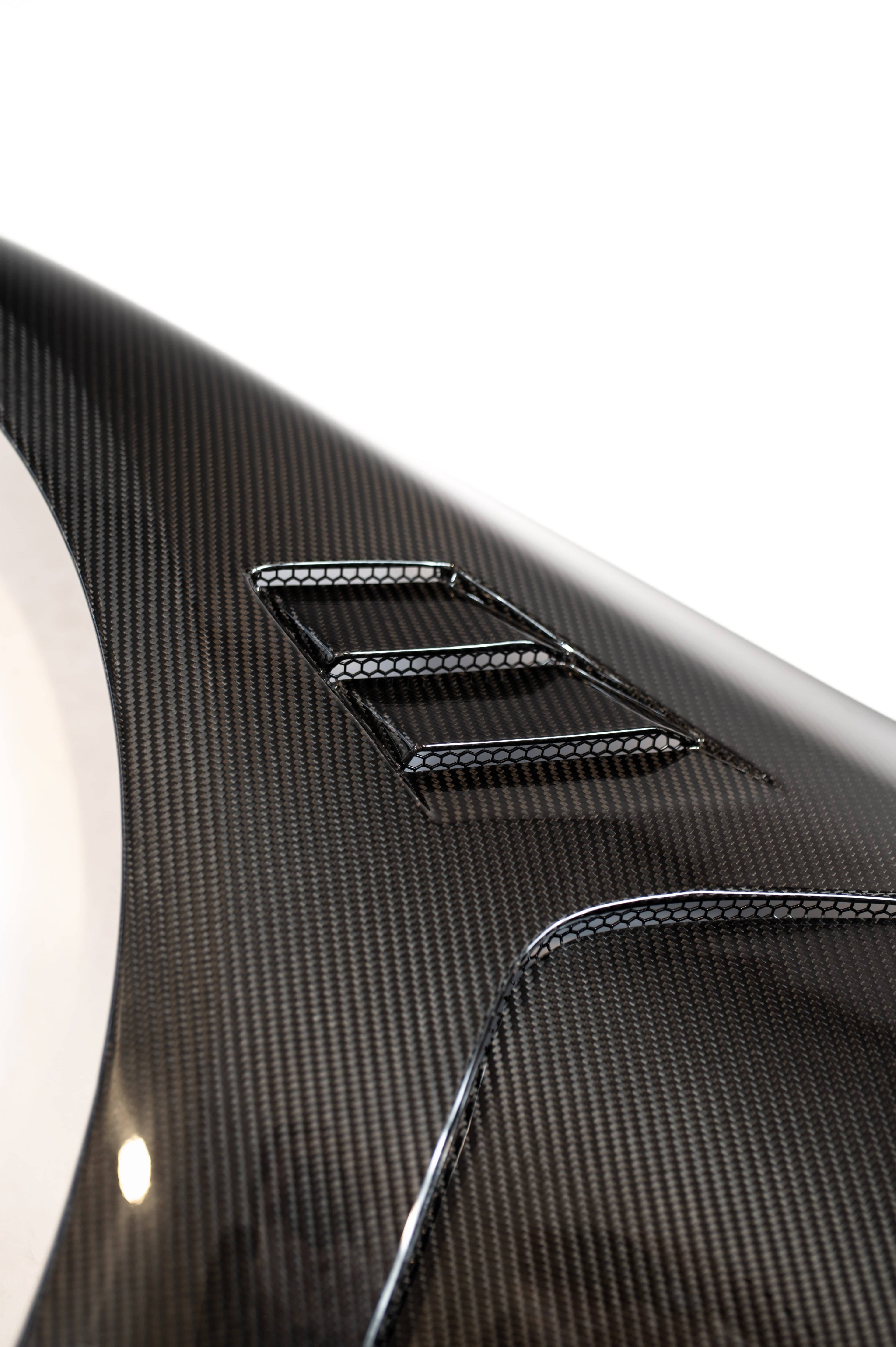 Kies-Motorsports NWCarbon Haus G8X Dry Carbon Fiber V2 Fenders