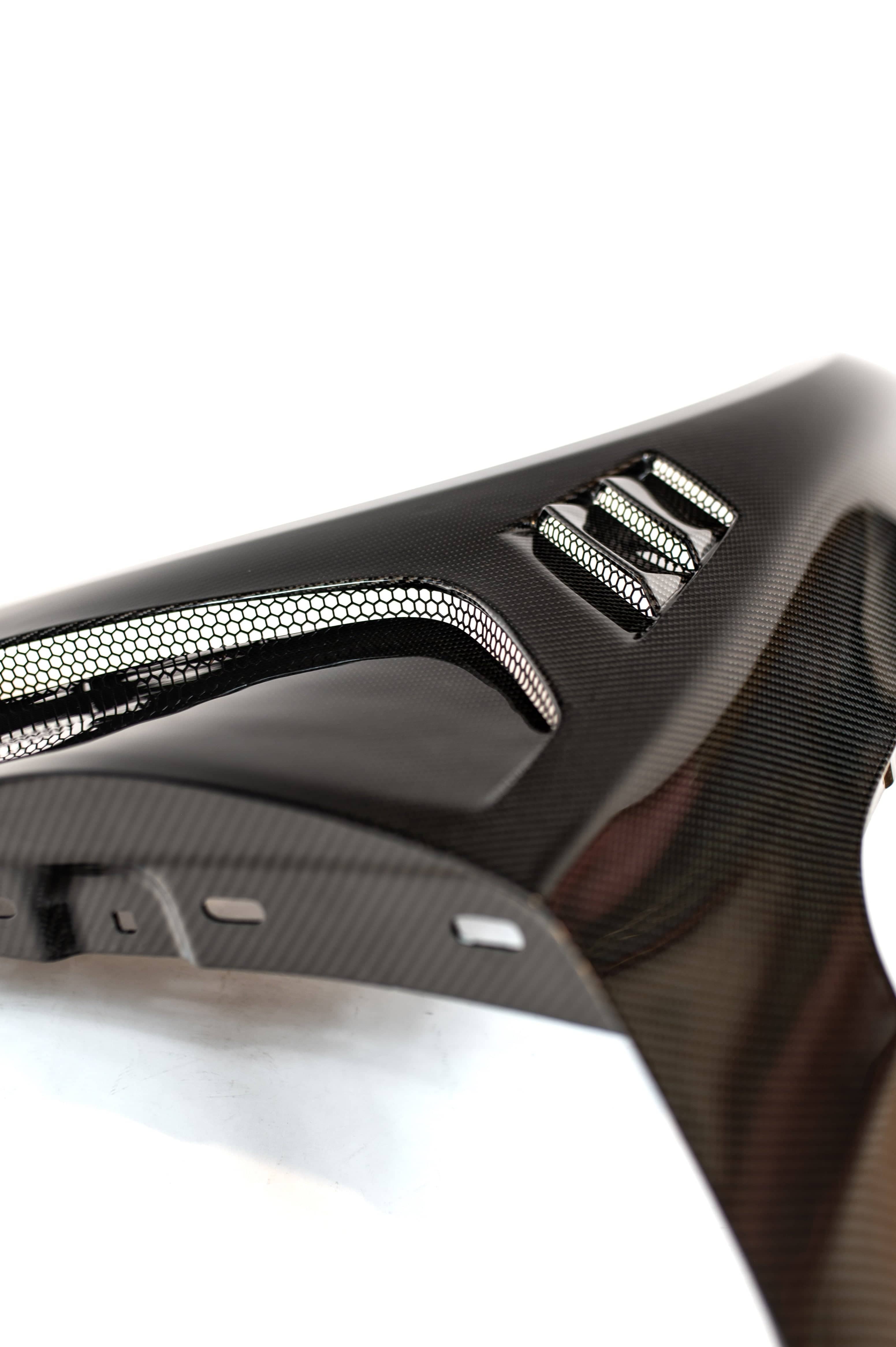 Kies-Motorsports NWCarbon Haus G8X Dry Carbon Fiber V2 Fenders