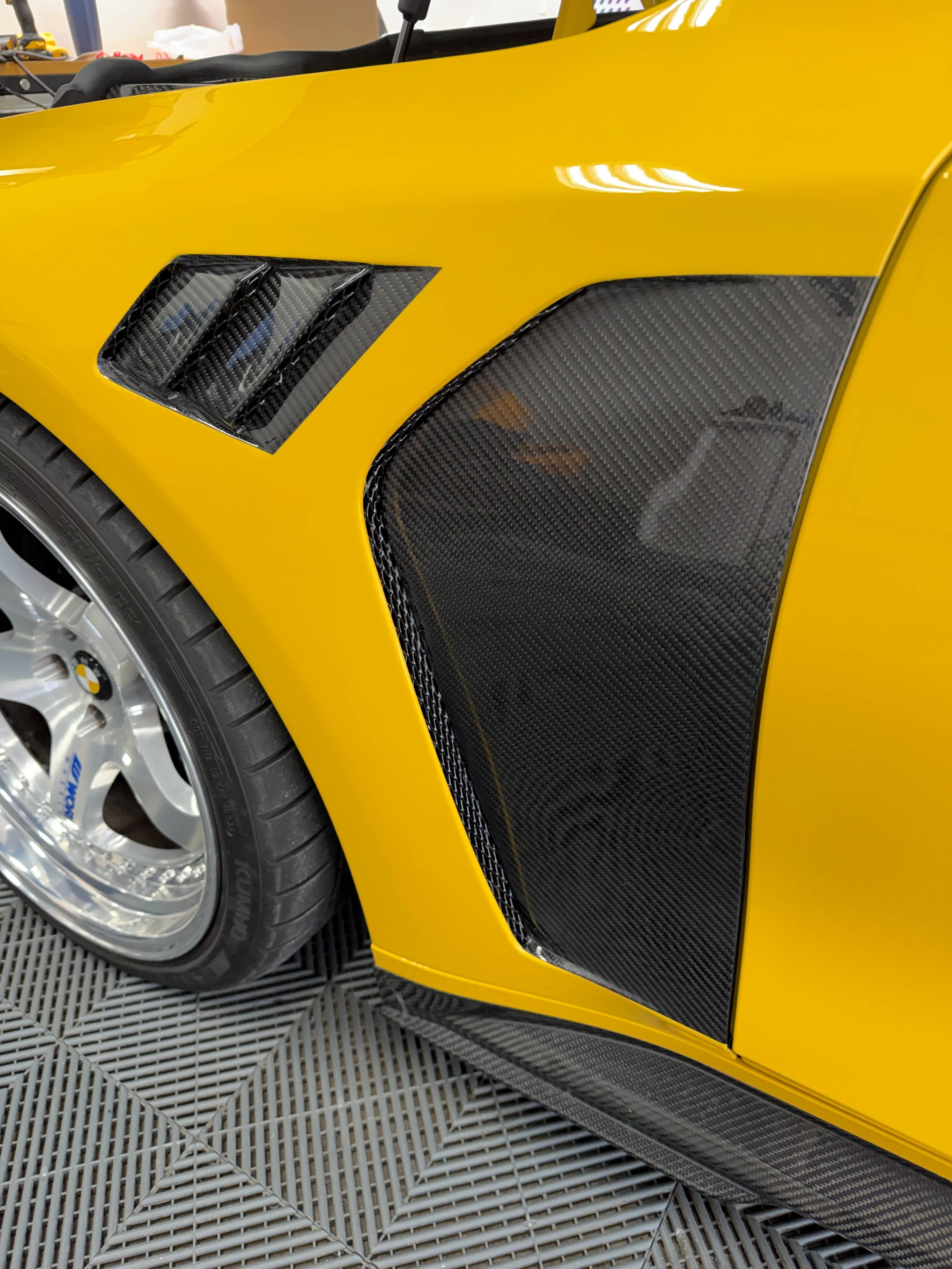 Kies-Motorsports NWCarbon Haus G8X Dry Carbon Fiber V2 Fenders