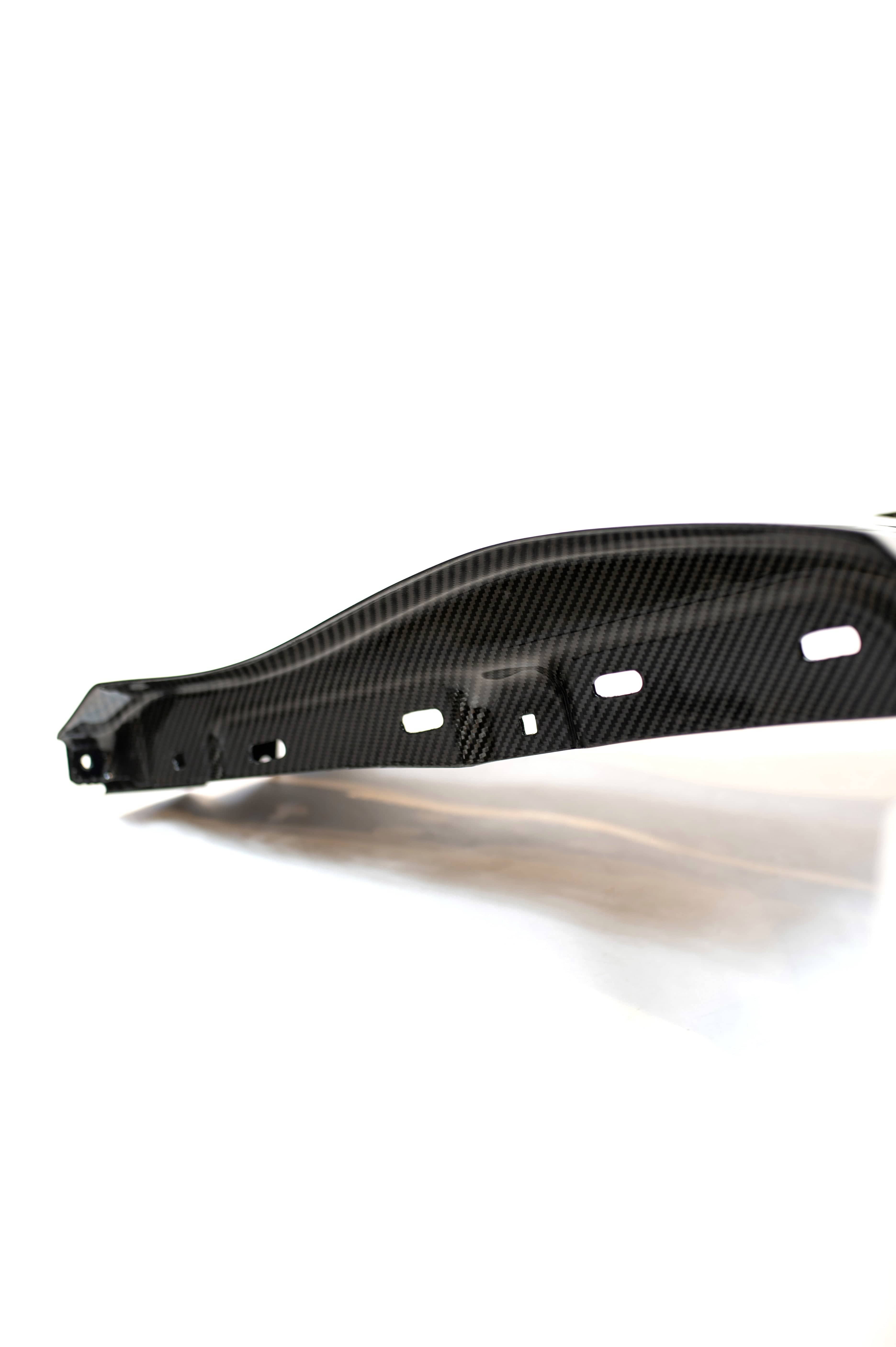 Kies-Motorsports NWCarbon Haus G8X Dry Carbon Fiber V2 Fenders