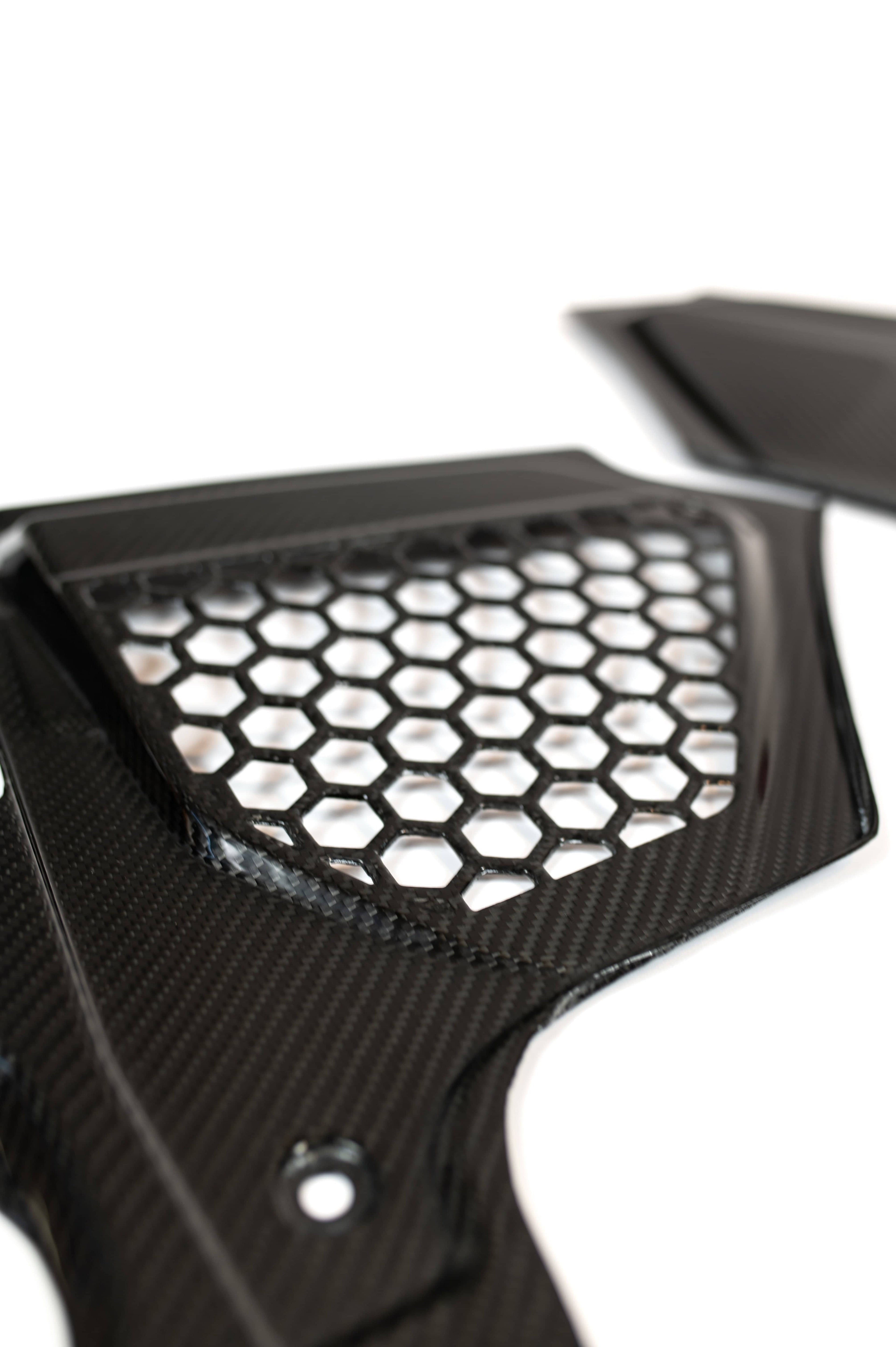 Kies-Motorsports NWCarbon Haus G8X Rear Air Vent Covers