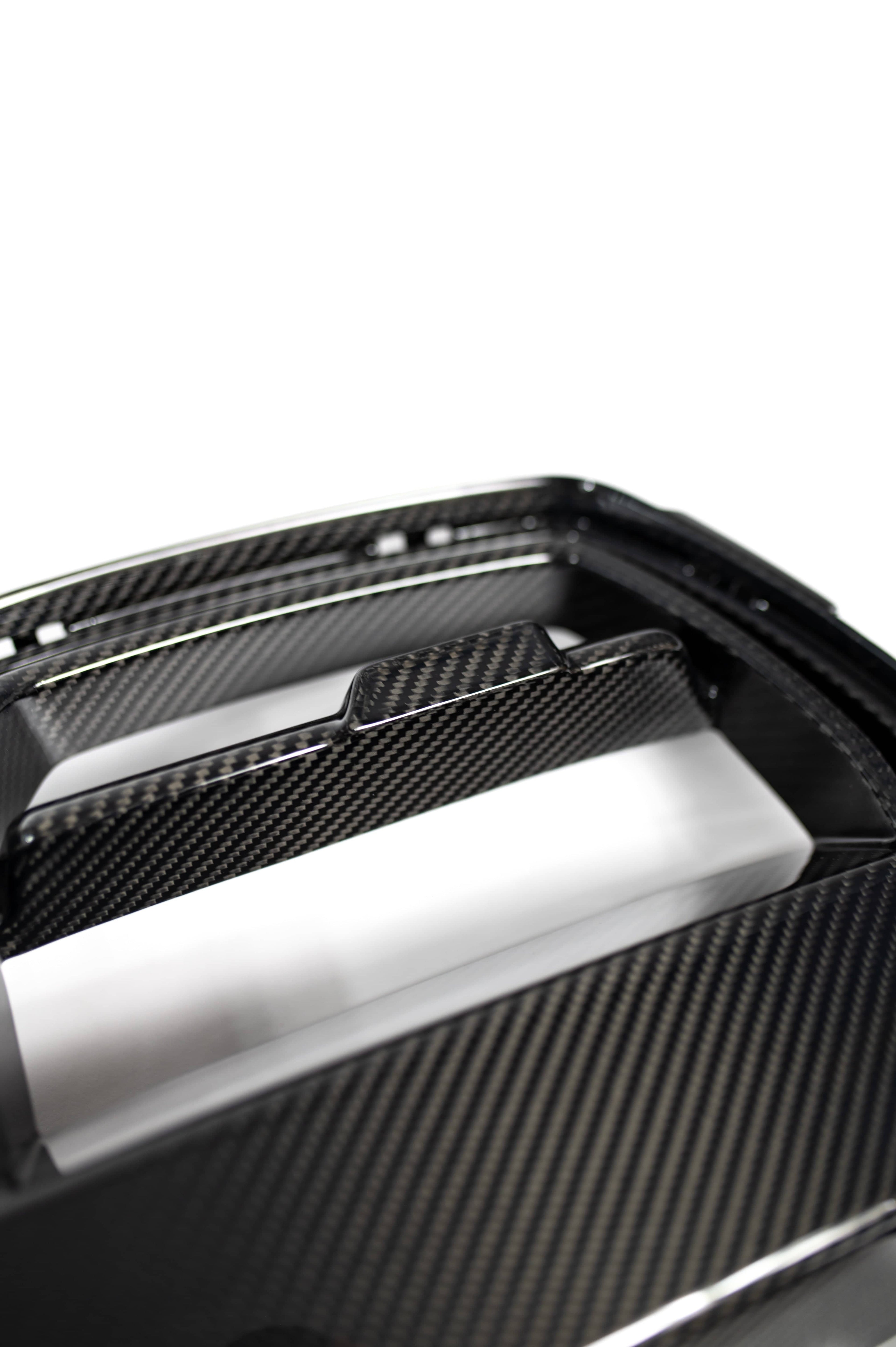 Kies-Motorsports NWCarbon Haus G8X SQ-V Dry Carbon Fiber Grill