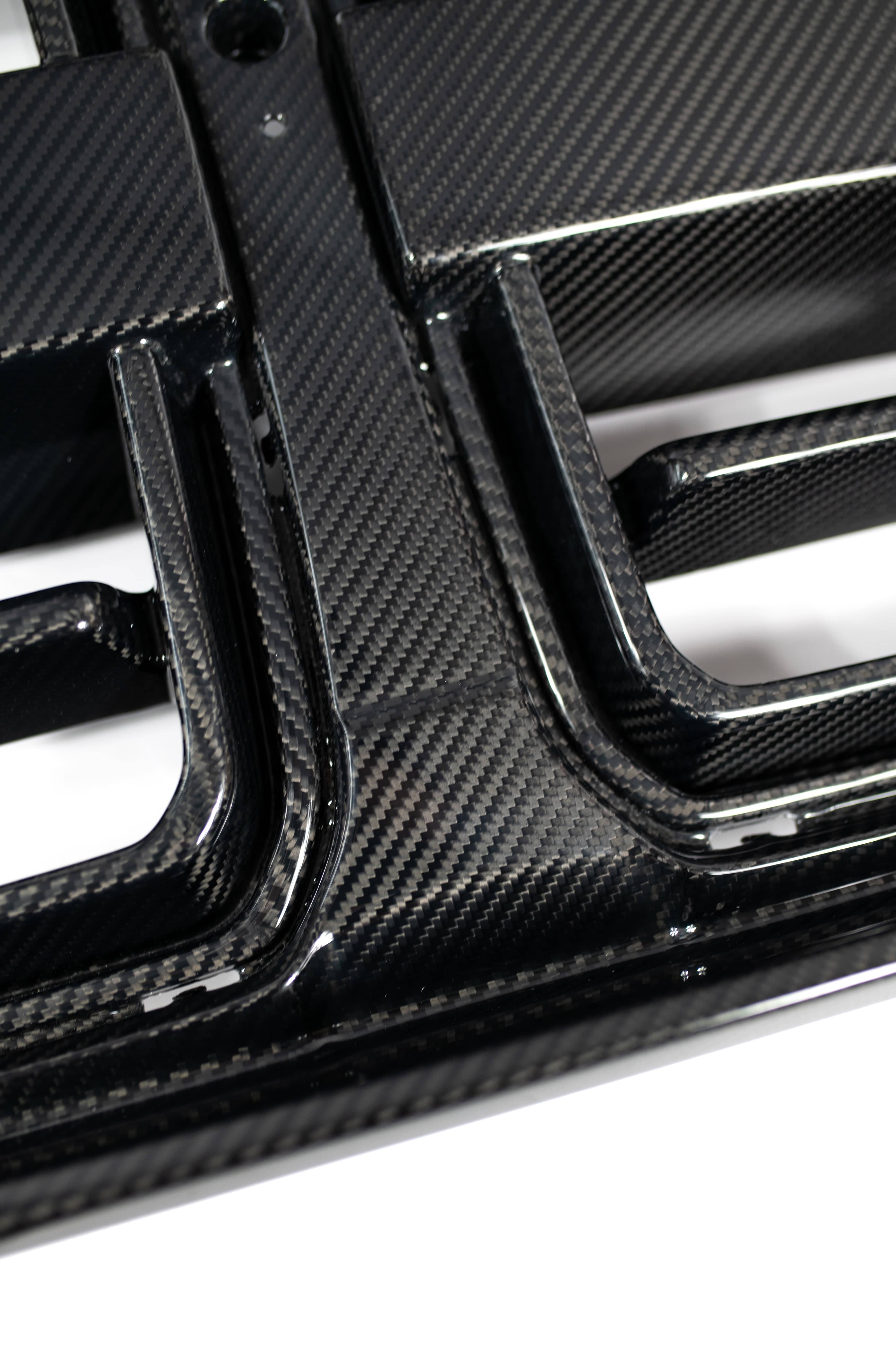 Kies-Motorsports NWCarbon Haus G8X SQ-V Dry Carbon Fiber Grill