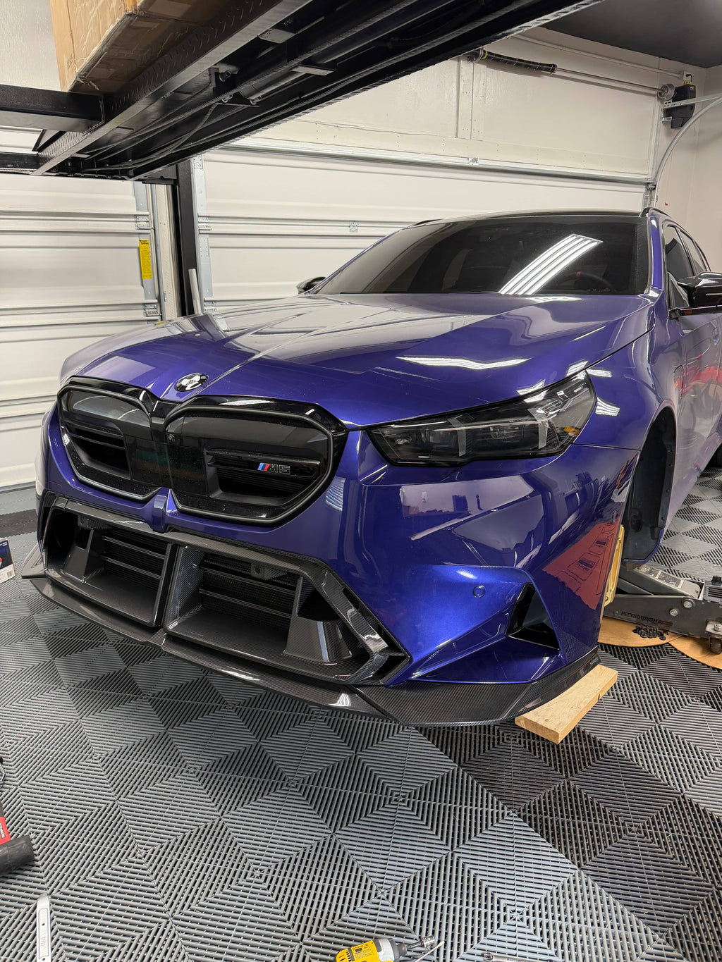Kies-Motorsports NWCarbon Haus G90/G99 M5 SQ-A Style Dry Carbon Fiber Front Lip
