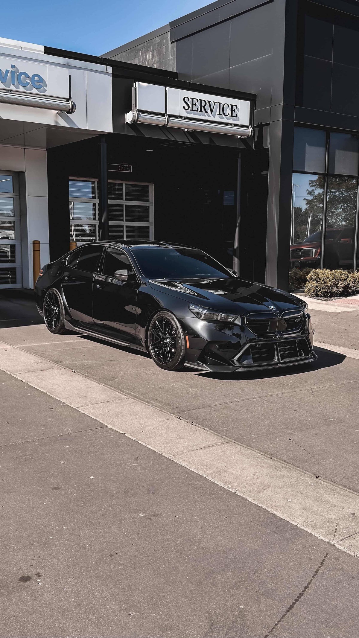 Kies-Motorsports NWCarbon Haus G90/G99 M5 SQ Style Carbon Fiber Front Bumper Center Trim