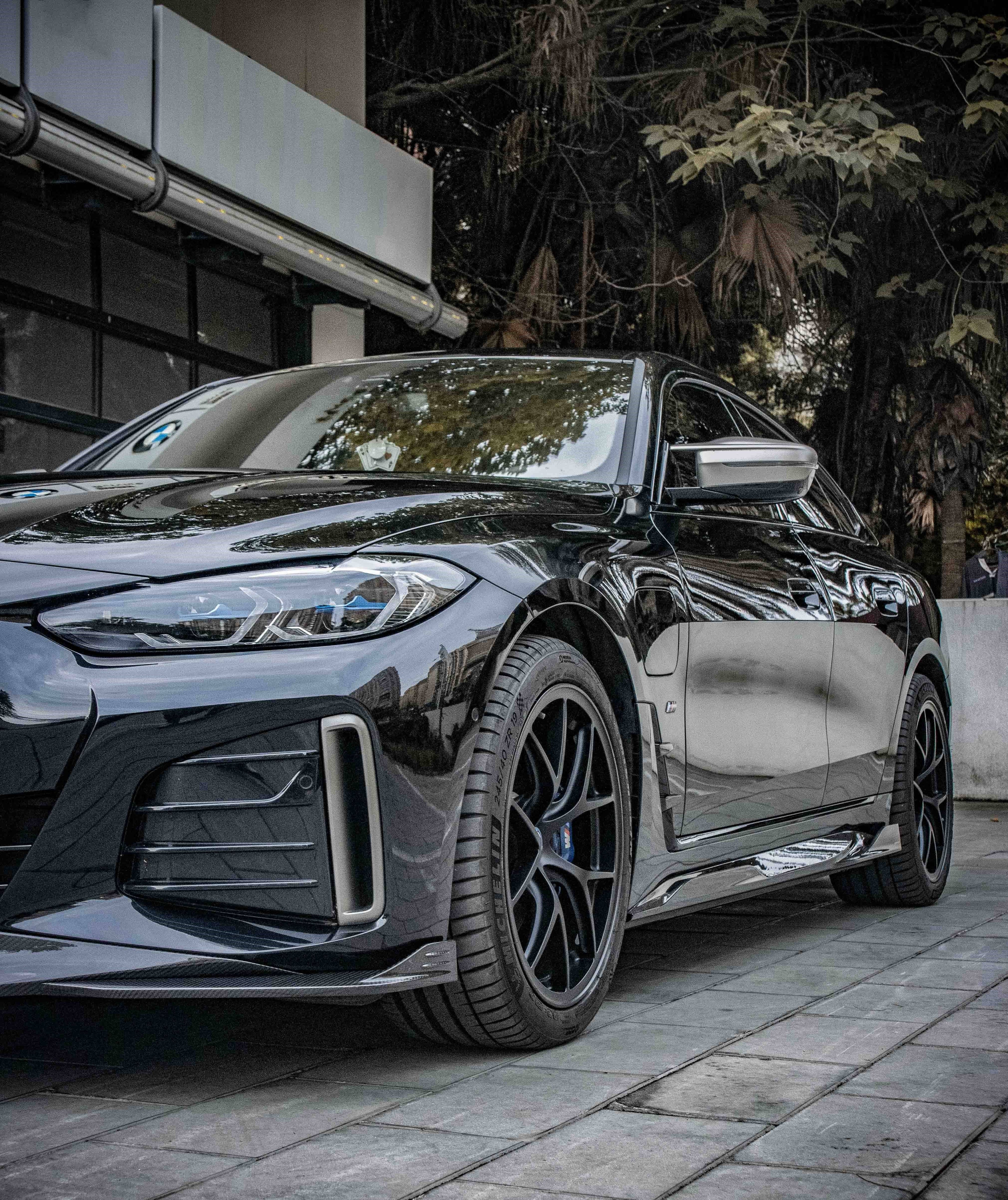 Kies-Motorsports NWCarbon Haus i4 SQ Style Dry Carbon Side Skirt
