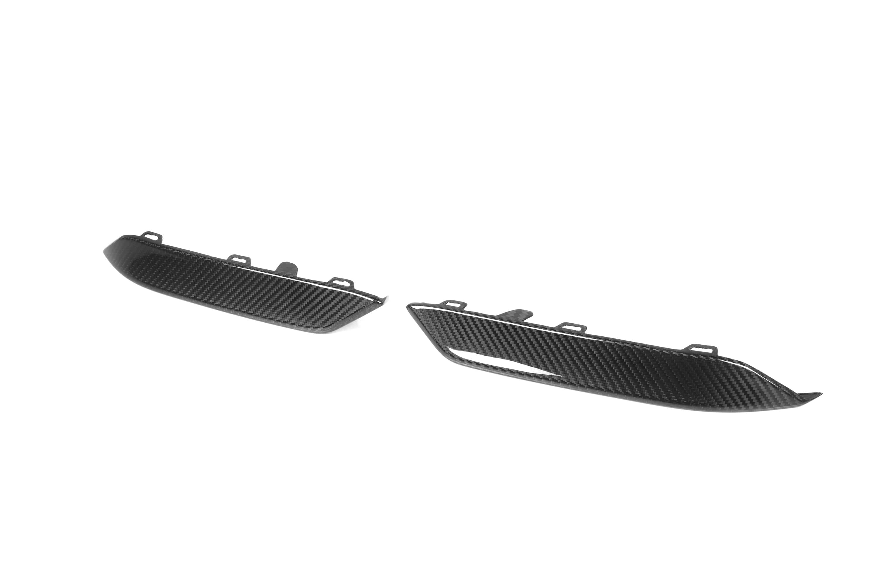 M8 F91/F92/F93 OEM Style Dry Carbon Fiber Front Vent Trim Secondary image