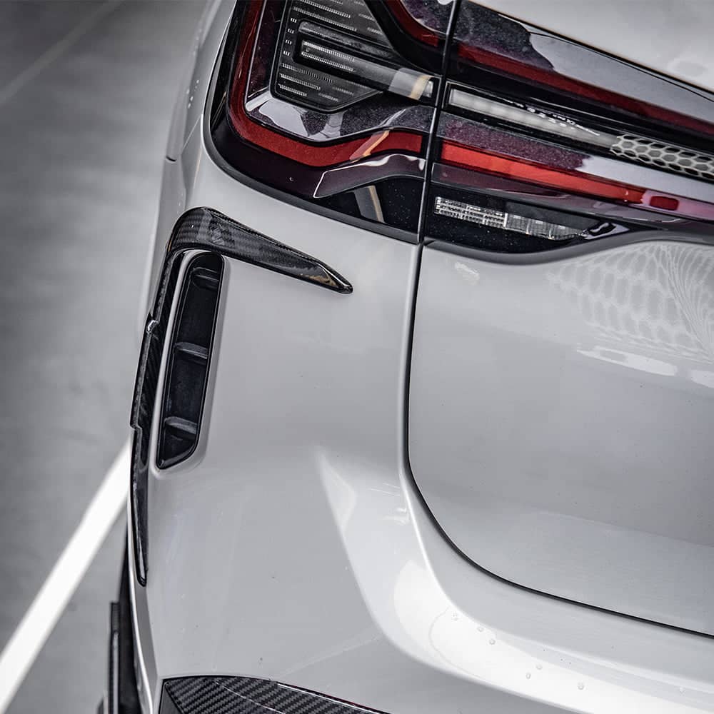 Kies-Motorsports NWCarbon Haus X3 G01 LCI SQ Style Dry Carbon Fiber Rear Vent Trim