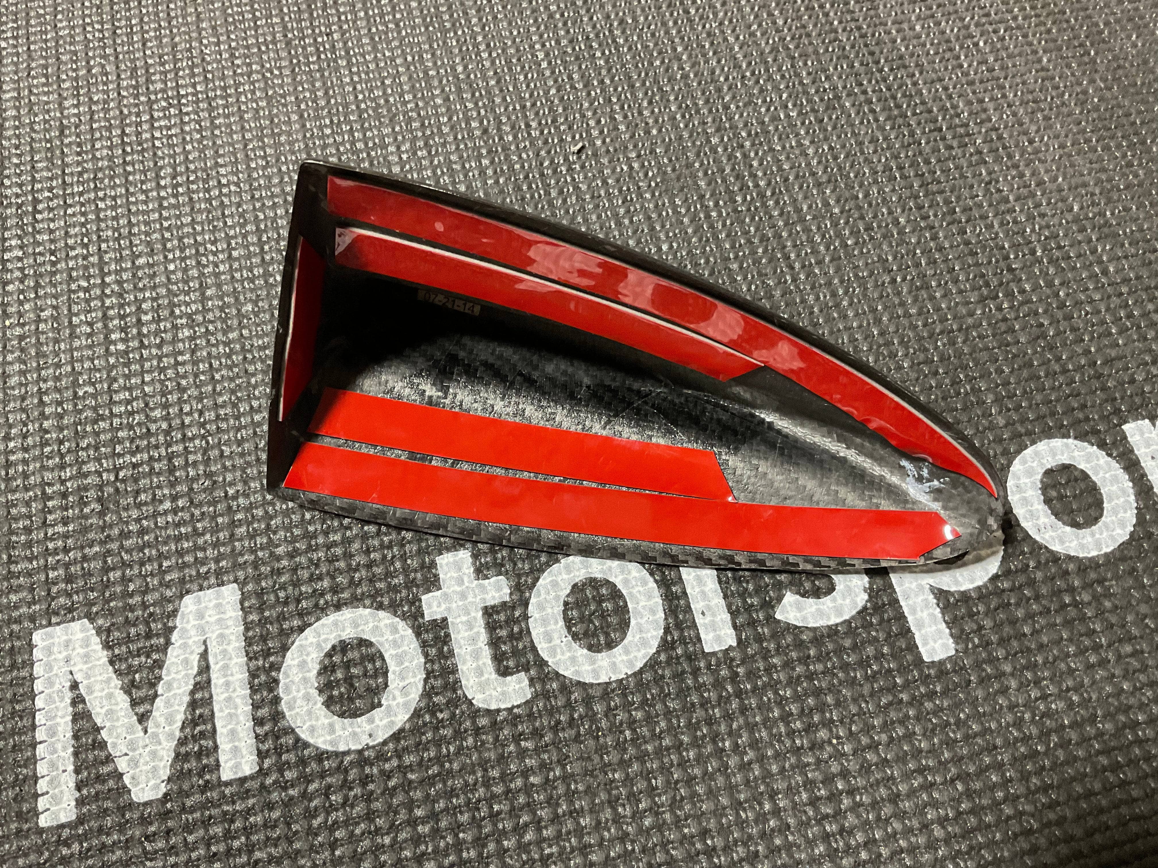 OPEN BOX - BMW E Series Dry Carbon Fiber (Gloss) Antenna Shark Fin Secondary image