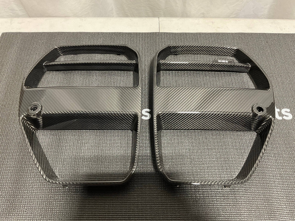 Kies-Motorsports Open Box Item OPEN BOX - BMW G8X Dry Carbon Fiber V-Style Front Grill Replacement (w/ ACC)