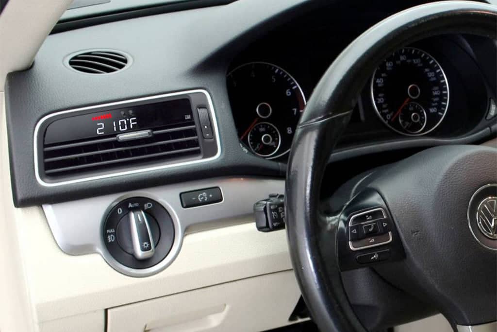 Kies-Motorsports P3 P3 Gauge - VW Passat B8 Main image