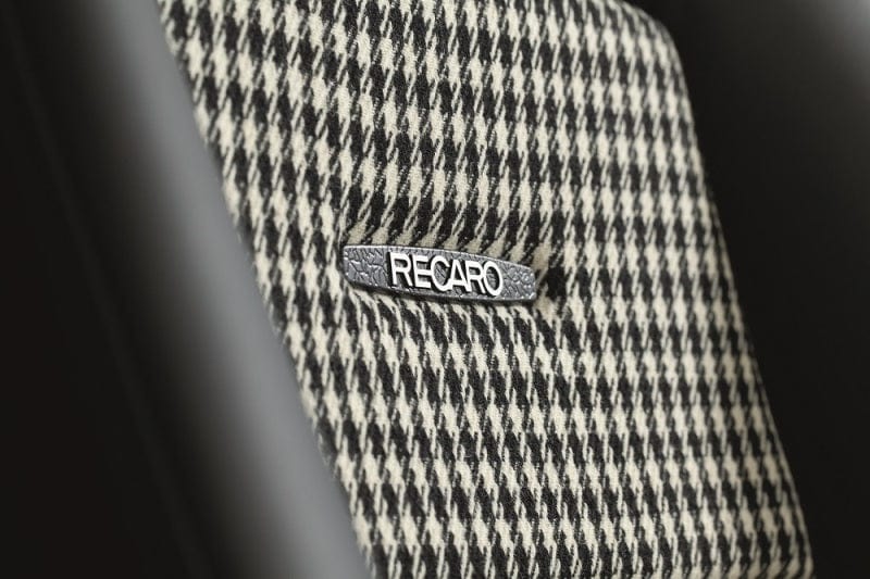 Kies-Motorsports Recaro Recaro Classic Pole Position ABE Seat - Black Leather/Classic Checkered Fabric
