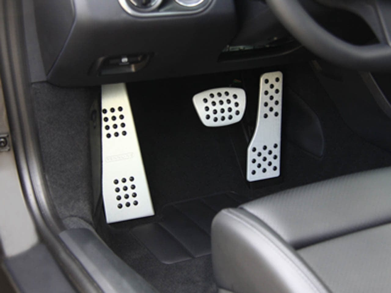 RENNLINE PEDAL SET - 3 PIECE - PDK - RUBBER GRIP - PORSCHE Secondary image