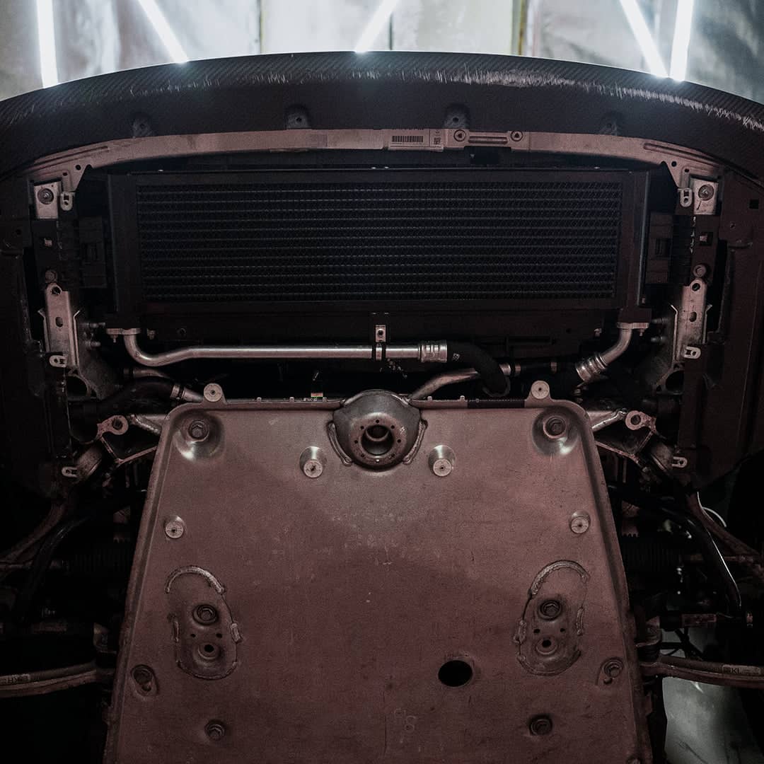 Kies-Motorsports Rvng RaceWorks Rvng G8X/S58 Upgraded Engine Oil Cooler w/ Built In Guard Main image