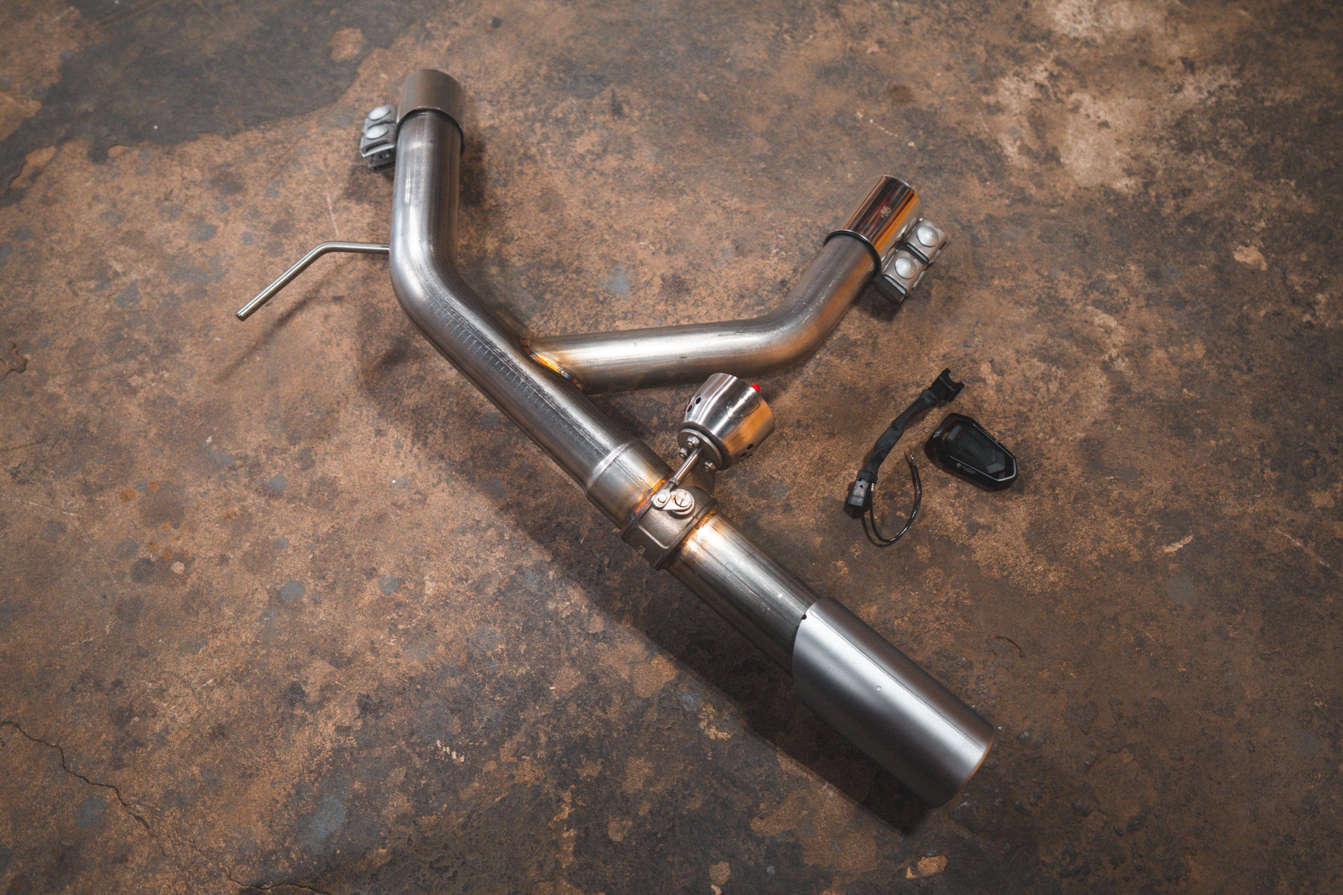 Kies-Motorsports Valvetronic Designs BMW E9x 335i Axleback