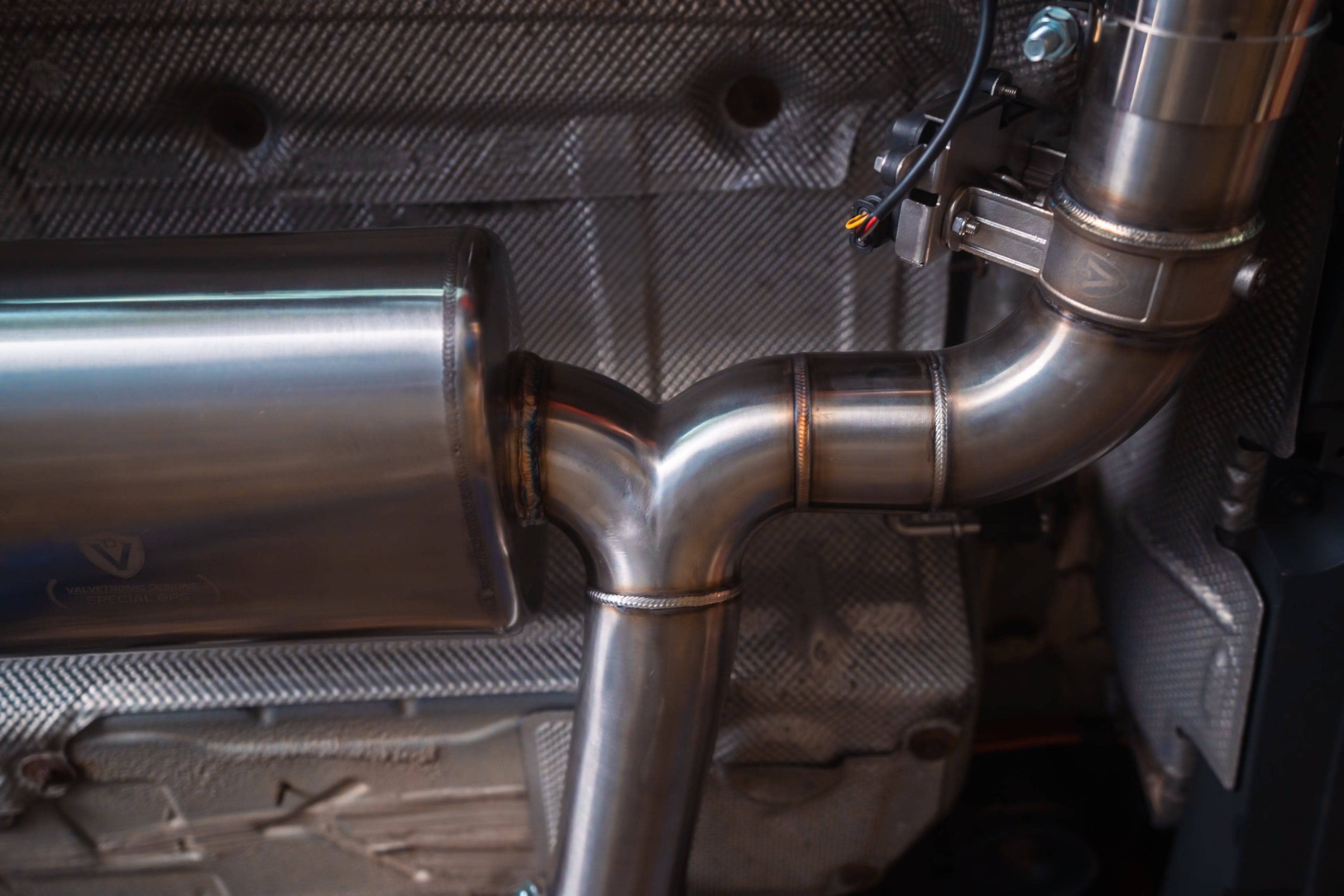 Kies-Motorsports Valvetronic Designs BMW F30 / F22 / F36 / F32 Valved Sport Exhaust System (Axleback) F chassis