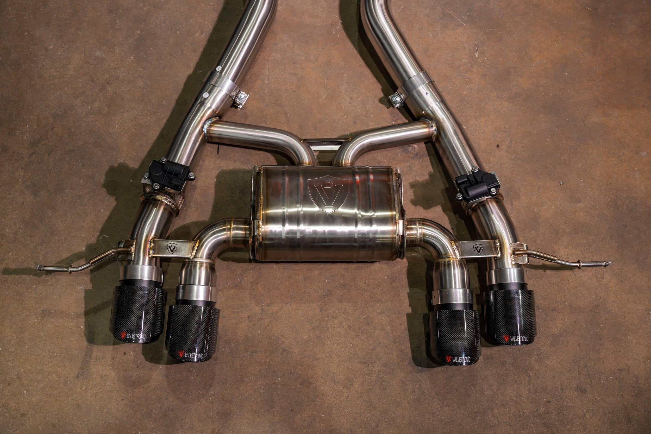 Kies-Motorsports Valvetronic Designs BMW G8x M3 / M4 Valved Sport Exhaust System AXLEBACK / BRUSHED T304 STAINLESS STEEL / (4) 1X1 CARBON FIBER (4.0 OUTLET)