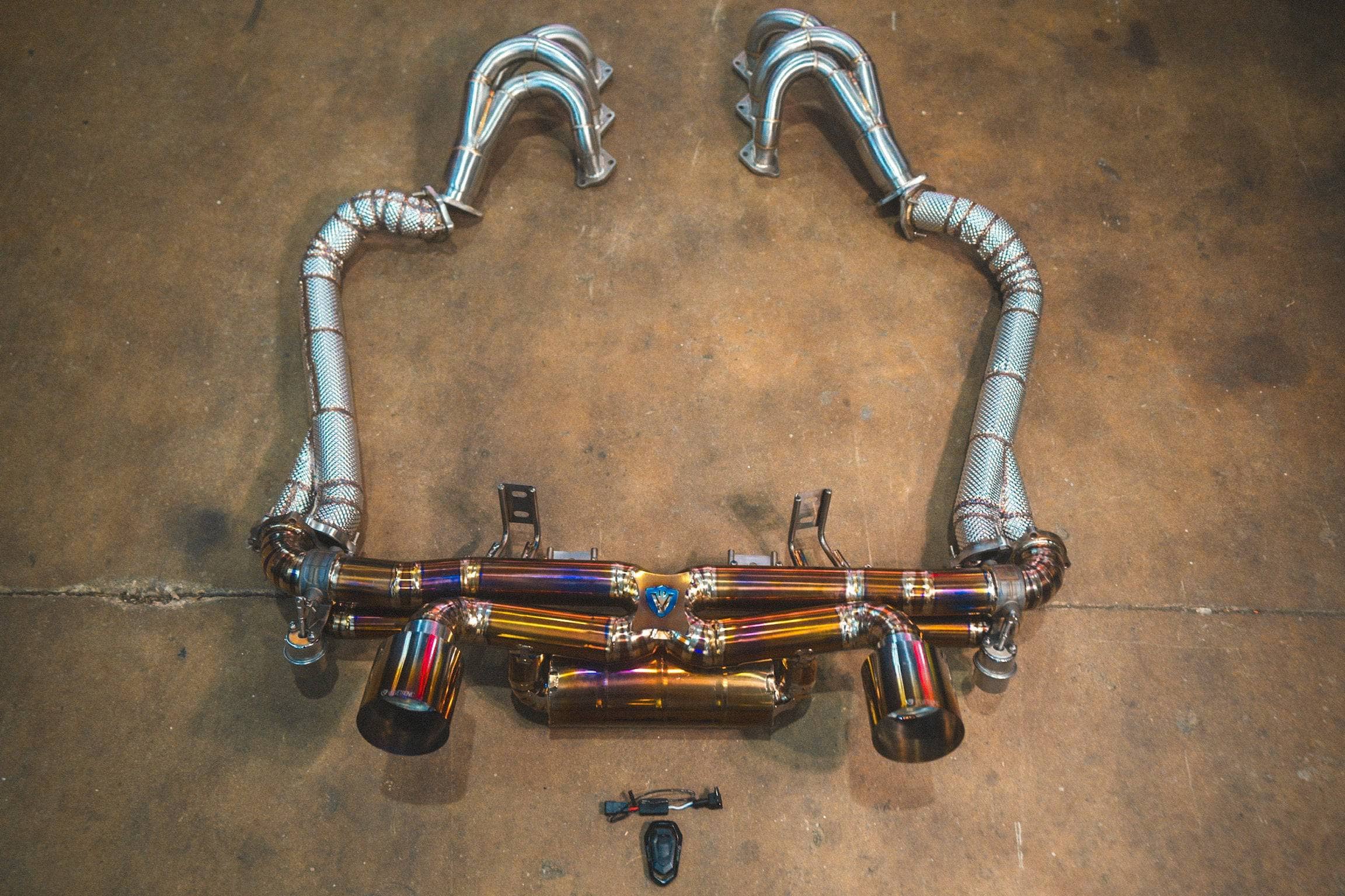 Kies-Motorsports Valvetronic Designs Valvetronic Valved Sport Exhaust System for Porsche 718 GT4 / Boxter Spyder '+ Free Flow Over Axle Pipes + F1 Race Headers Main image