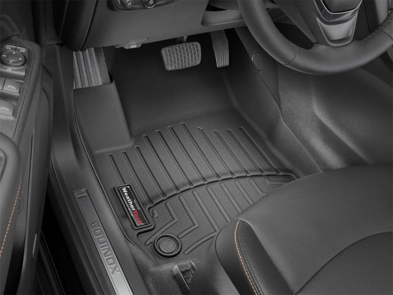 WeatherTech 22-23 BMW iX xDrive50 / 2023 iX M60 (I20) 1st Row Over The Hump FloorLiner - Black Secondary image